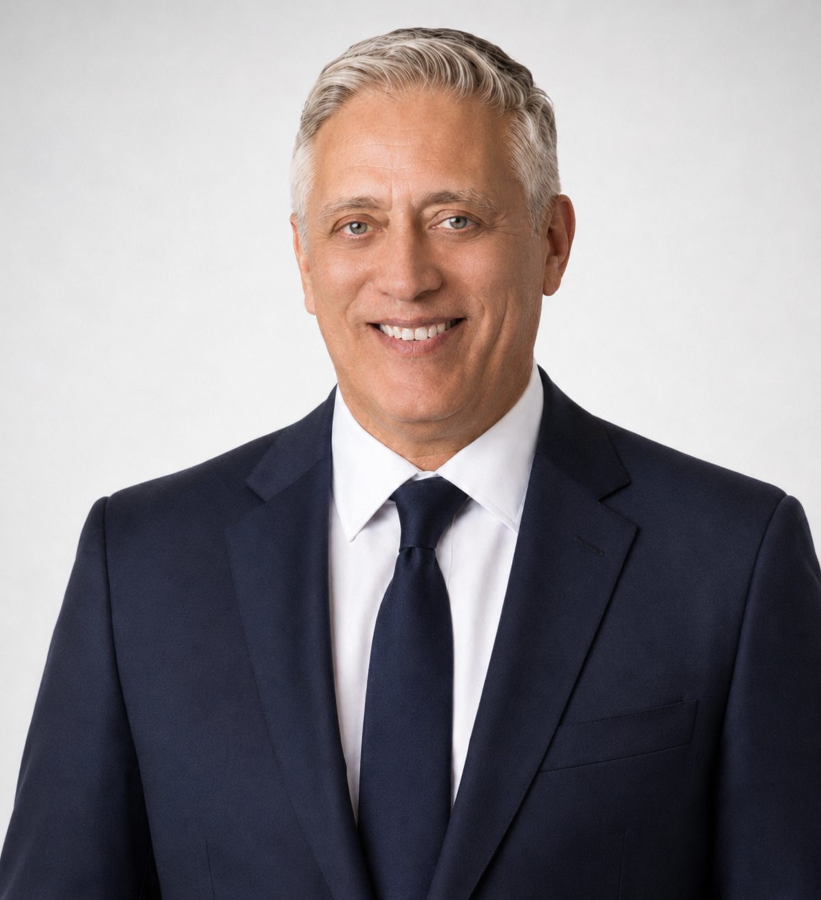Turgut ÖZÇELİKYÜREK